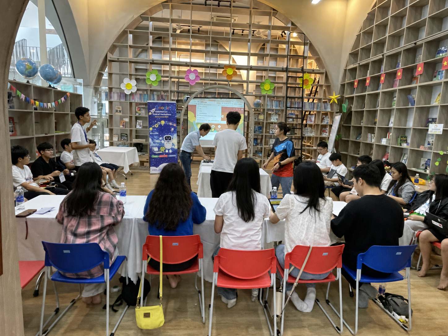 다낭 국제학교 글로벌 해커톤 워크숍을 재현한 전경